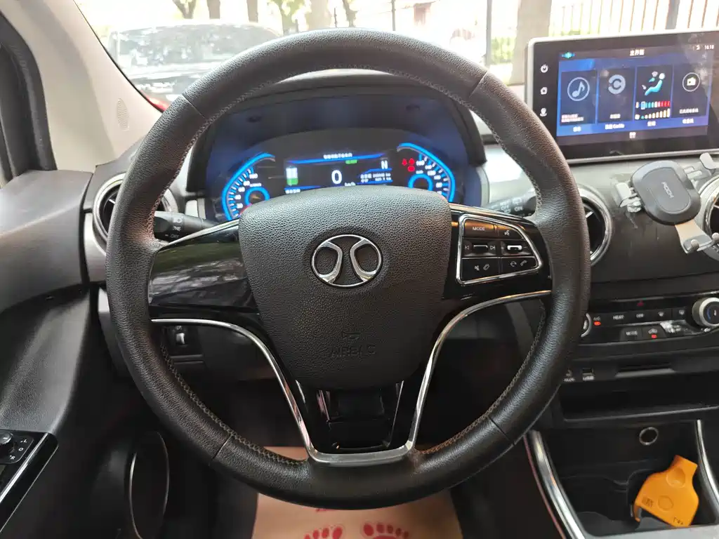 BAIC New Energy EC5 — миниатюра 7