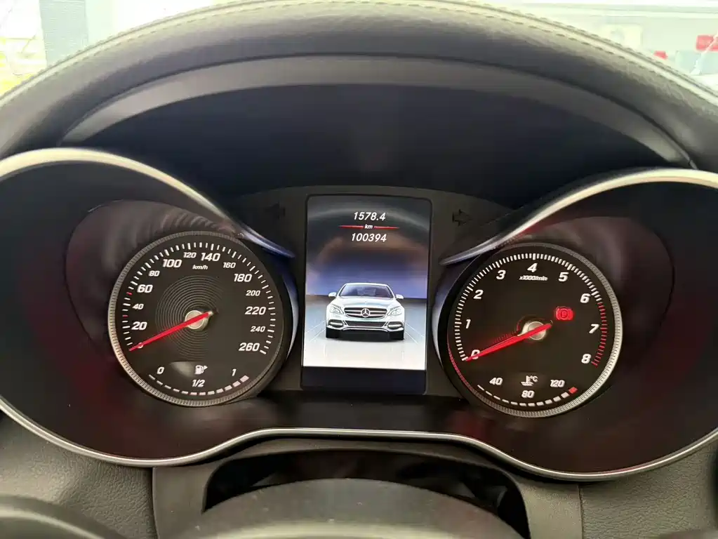 Mercedes-Benz C-Class — миниатюра 3