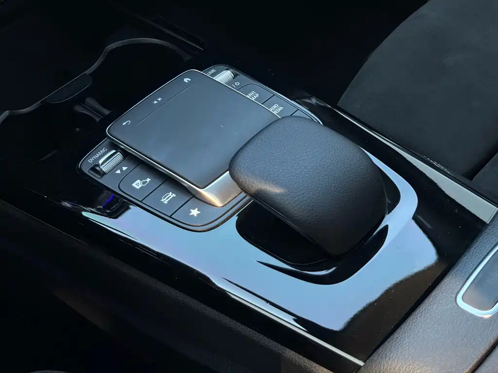 Mercedes-Benz A-Class — миниатюра 15