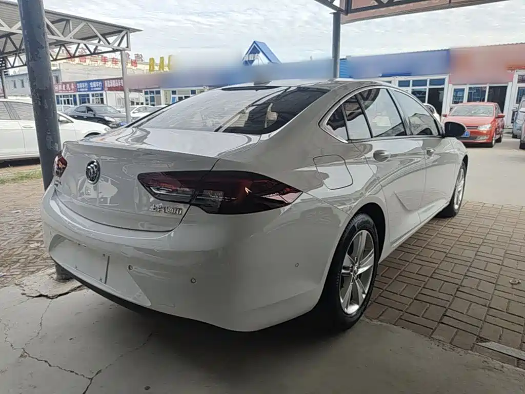 Buick Regal — миниатюра 7