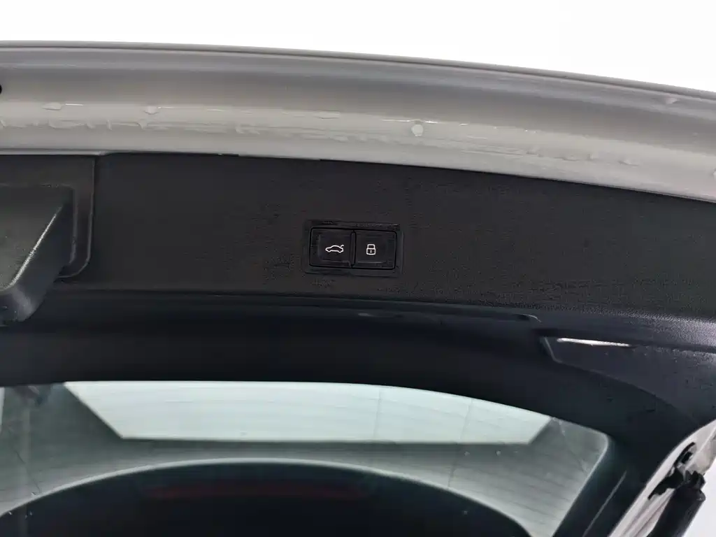 Audi Q3 2023 35 TFSI Fashion (1.4T)