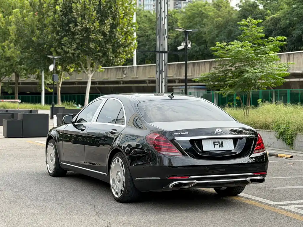 Mercedes-Benz S-Class — миниатюра 15