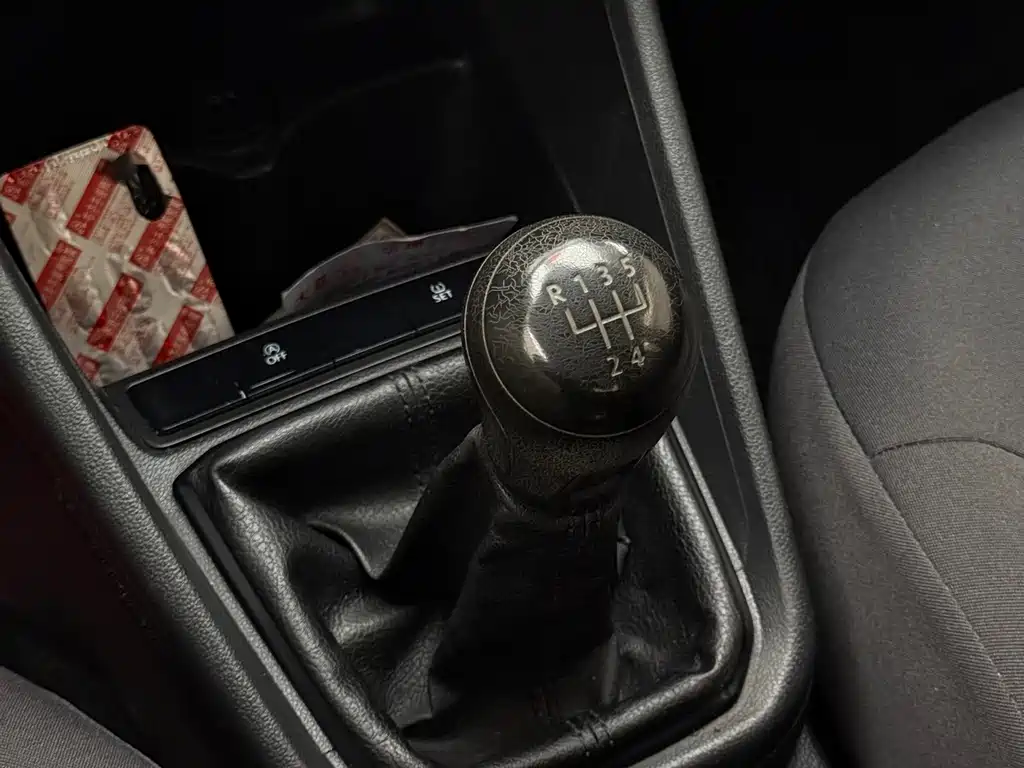 Volkswagen Santana — миниатюра 12