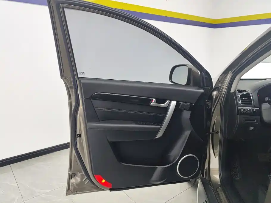 Chevrolet Captiva — миниатюра 7