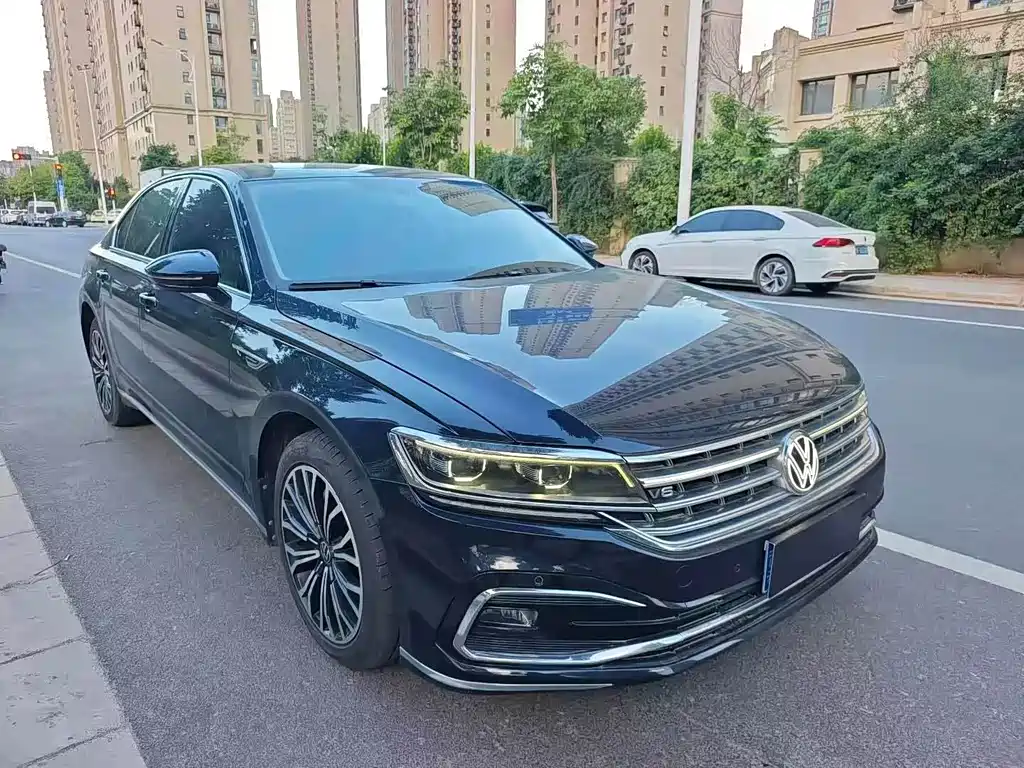 Volkswagen Phideon — миниатюра 3