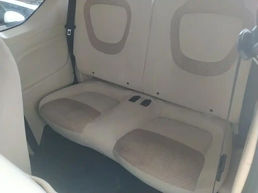 Wuling MINIEV — миниатюра 17