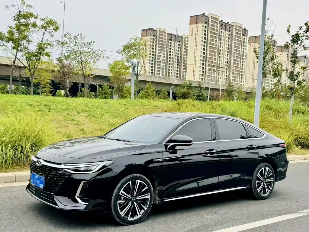Chery Arrizo 8