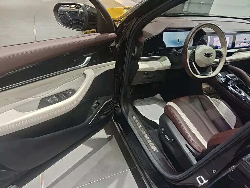 Geely Xingyue L — миниатюра 16