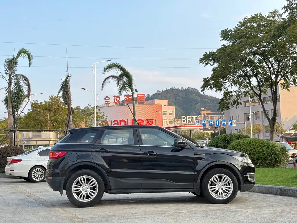 Landwind Landwind X7 — миниатюра 6