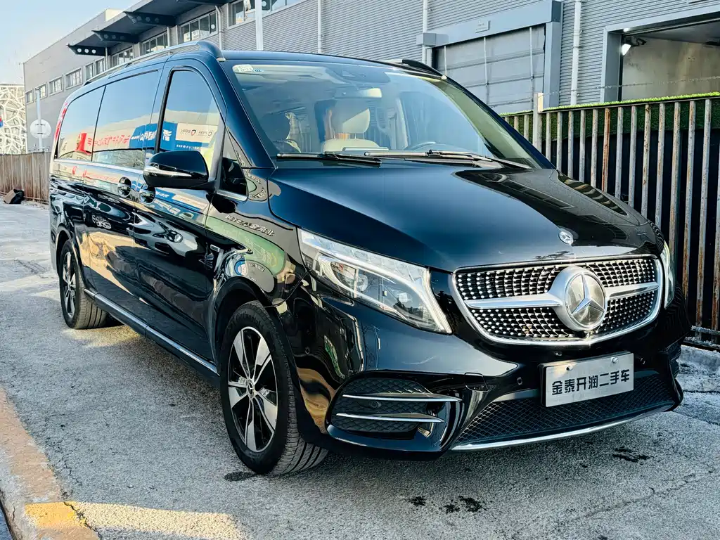 MERCEDES-BENZ V CLASS