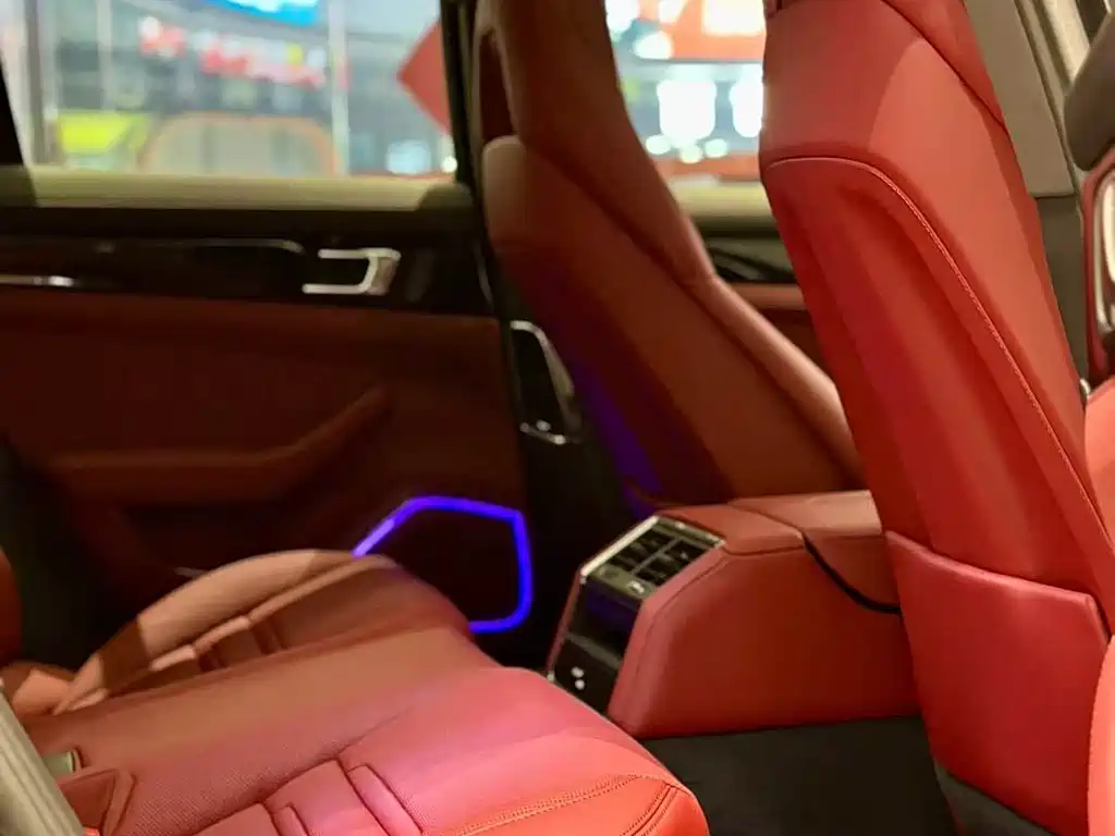 Porsche Panamera — миниатюра 5