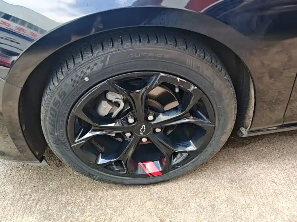 Chevrolet Malibu XL — миниатюра 23