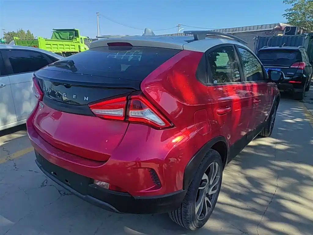 Luxgen U5 SUV — миниатюра 7