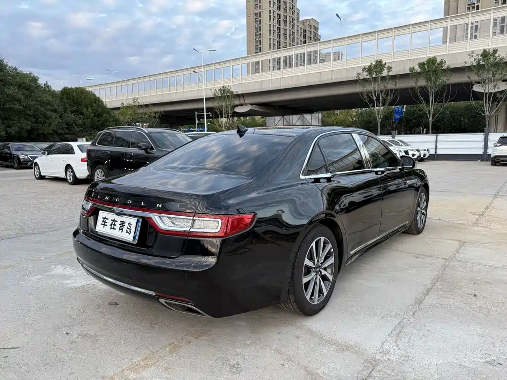 Lincoln Continental — миниатюра 12
