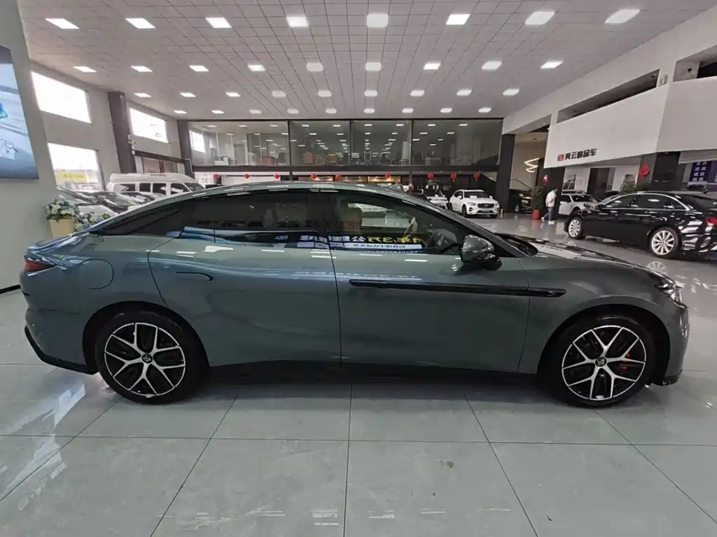 BYD Han L 2025 DM-p Flagship
