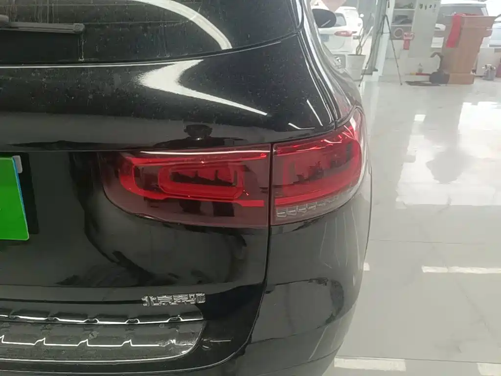 Mercedes-Benz GLB — миниатюра 8