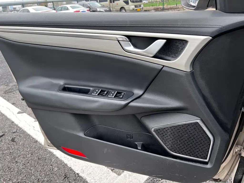 GEELY AUTOMOBILE EMGRAND GL