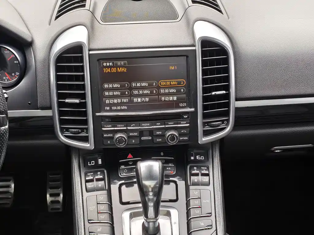 Porsche Cayenne 2011 Cayenne 3.0T