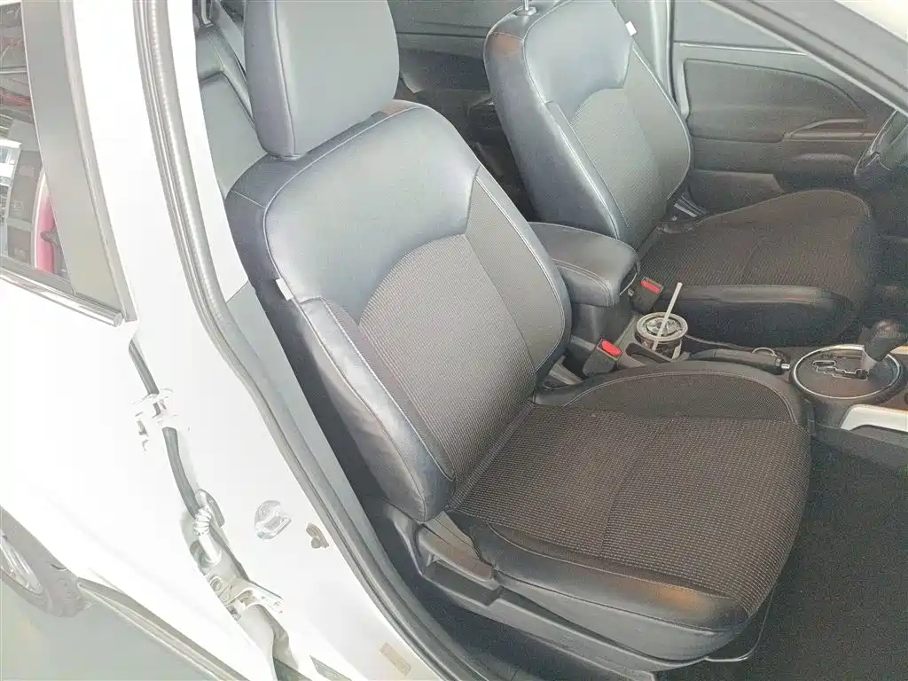 Peugeot 4008 (Import) — миниатюра 20