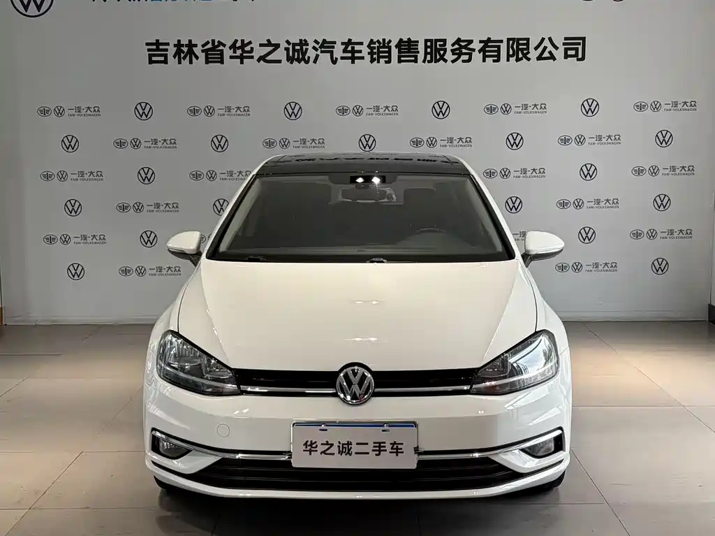 Volkswagen Golf 2018 230TSI AT Luxury