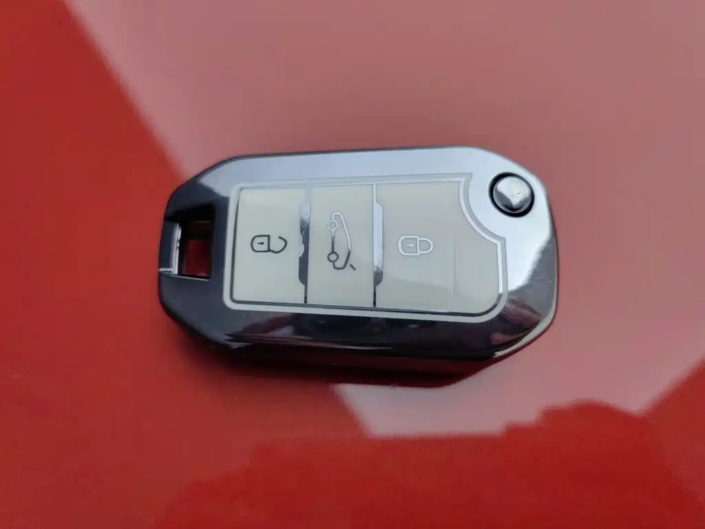 Peugeot 2008 — миниатюра 19
