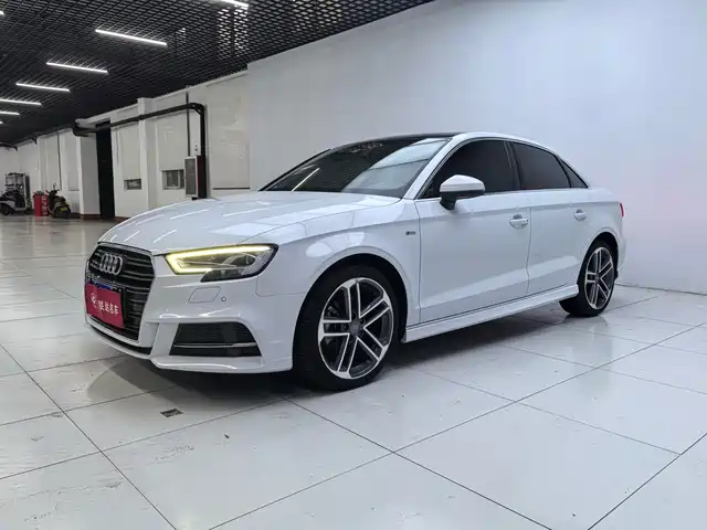 AUDI A3 2019