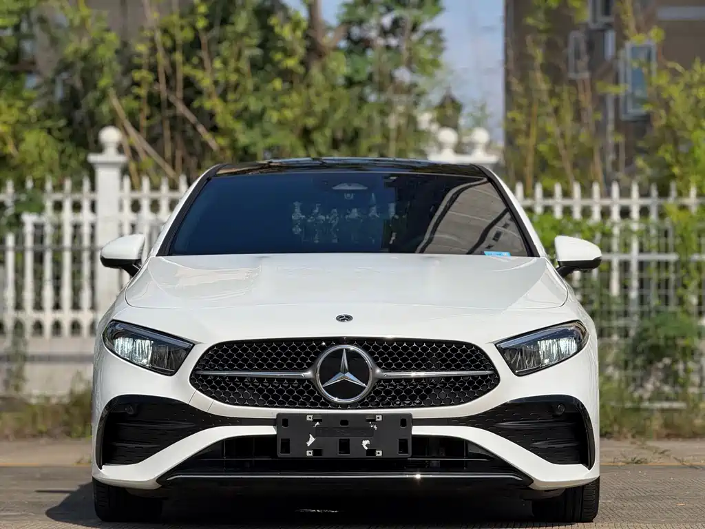 Mercedes-Benz A-Class — миниатюра 2