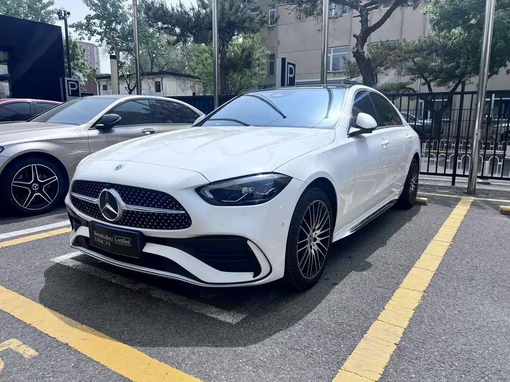 Mercedes-Benz C-Class 2023