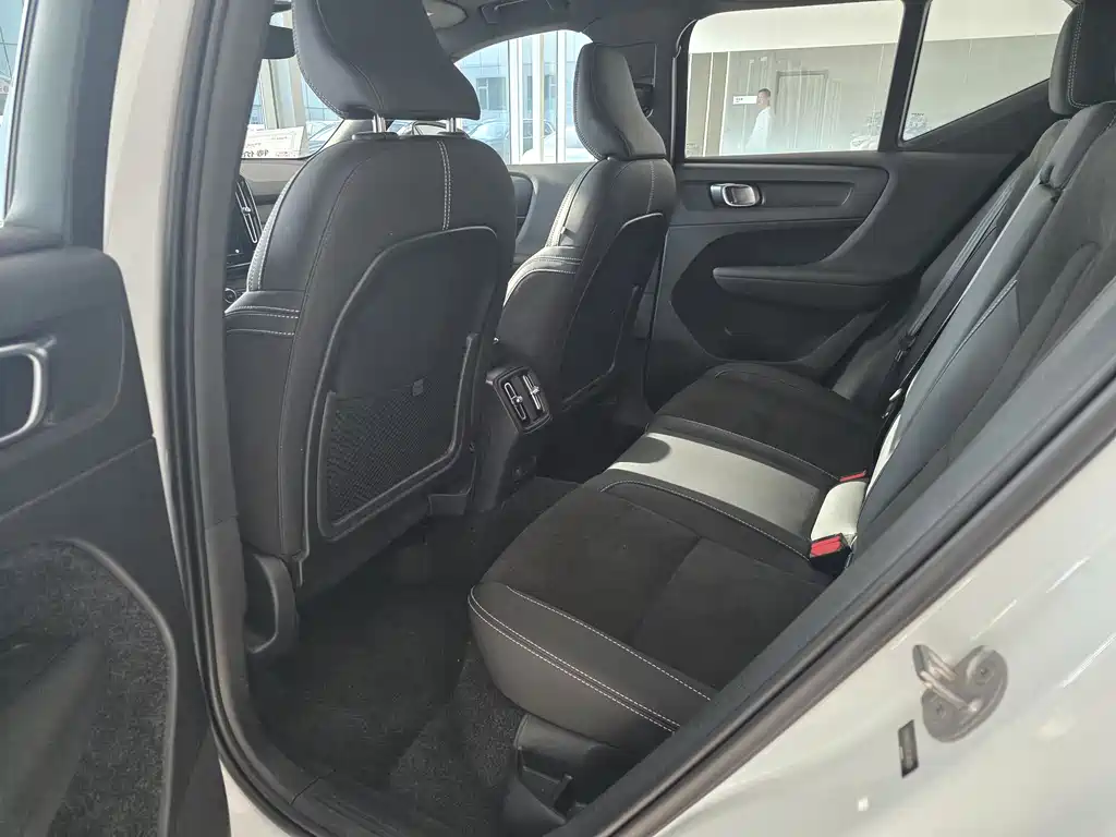 VOLVO XC40 NEW ENERGY