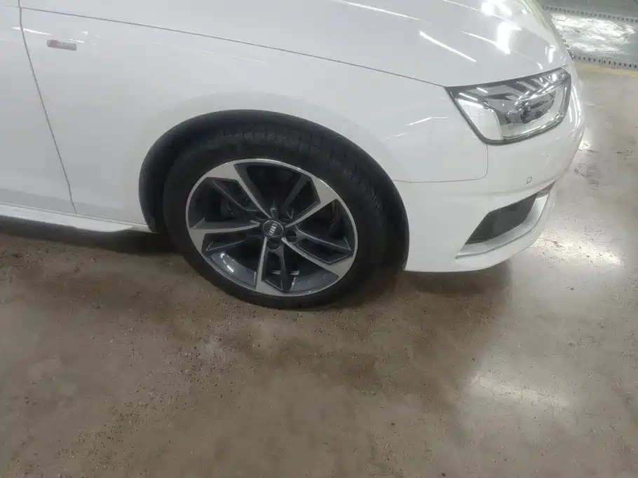 Audi A4L — миниатюра 6