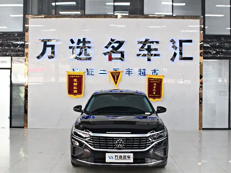 Volkswagen Passat 2024 380TSI Dragon Edition
