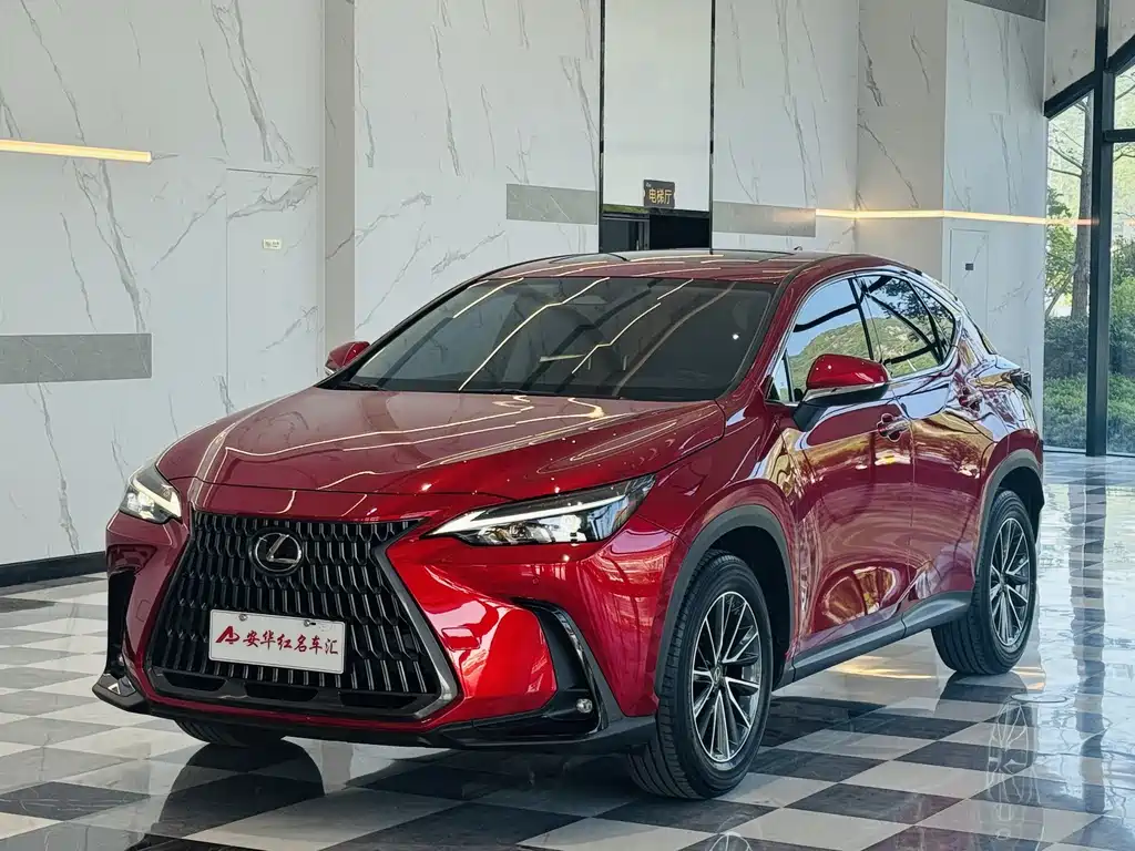 Lexus NX 2026