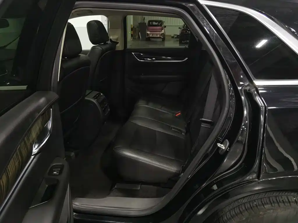 Cadillac XT5 — миниатюра 15