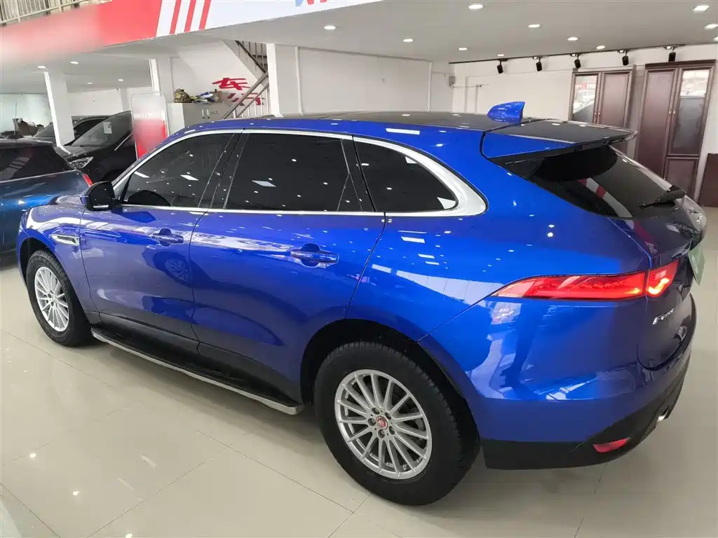 JAGUAR F PACE