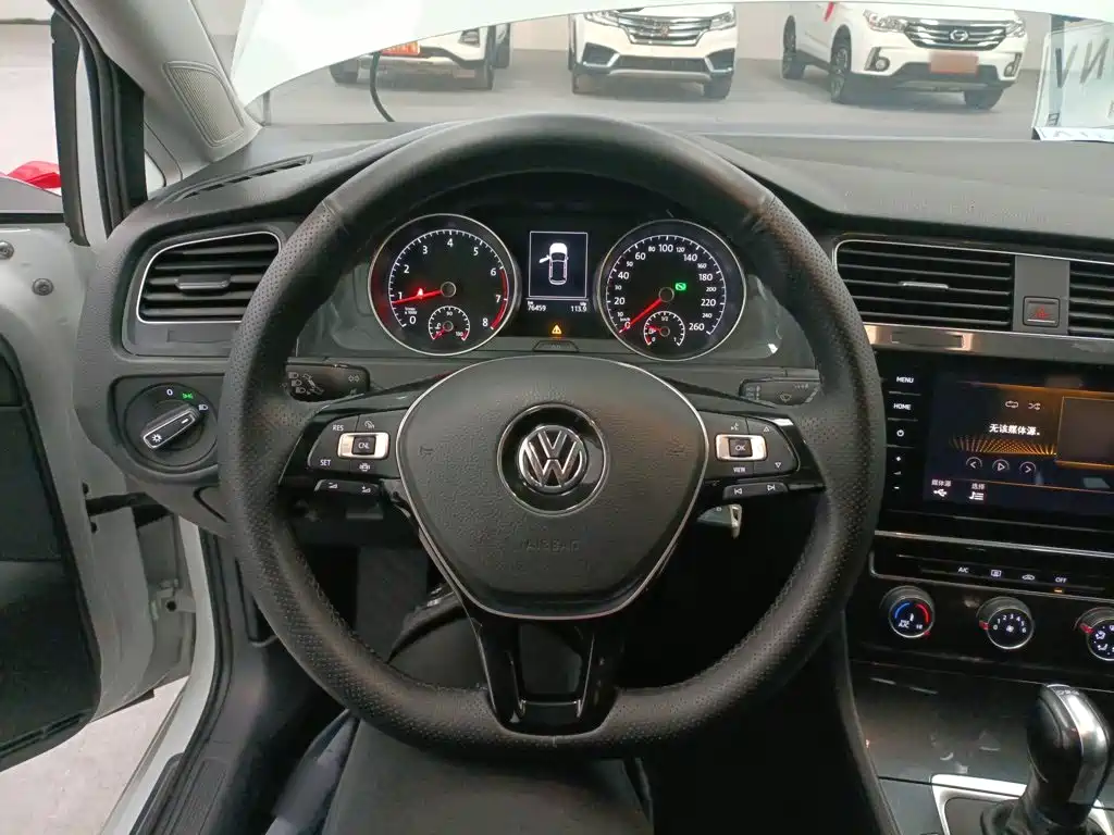 Volkswagen Golf — миниатюра 11