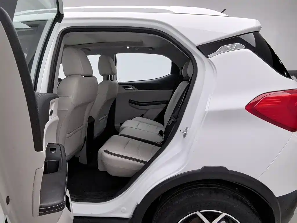 BYD Yuan Pro — миниатюра 15