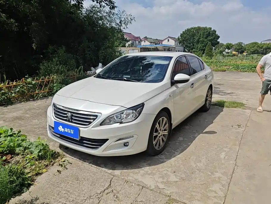 Peugeot 408