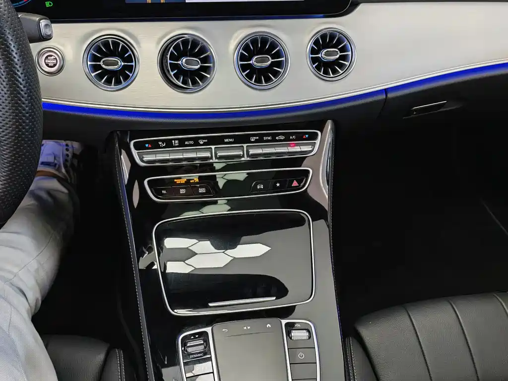 Mercedes-Benz E-Class E 2023 E 260