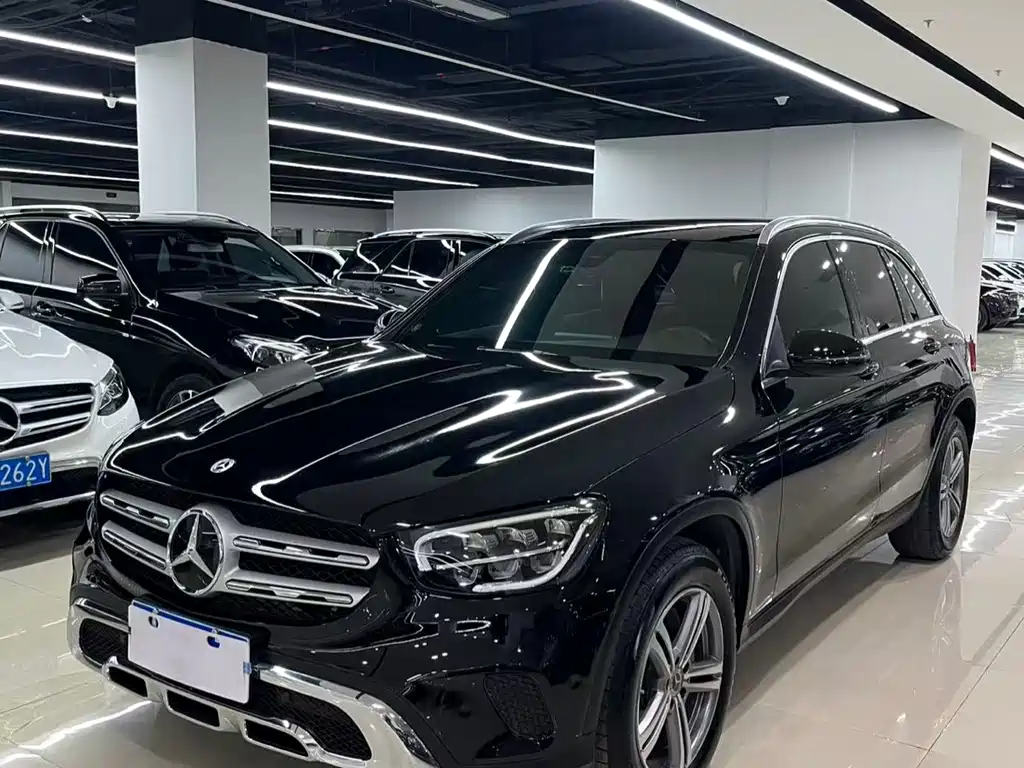 Купить Mercedes-Benz GLC