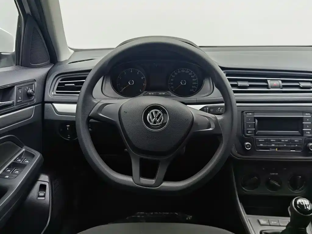 Volkswagen Lavida — миниатюра 11