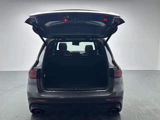 Mercedes-Benz GLB AMG — миниатюра 16