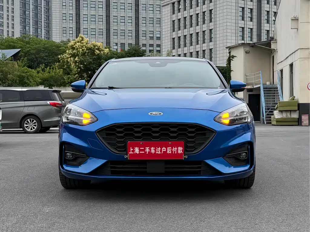 Ford Focus 2020 Hatchback EcoBoost 180 Auto ST Line