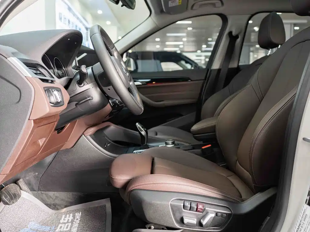 BMW X1 2022 — фото 14