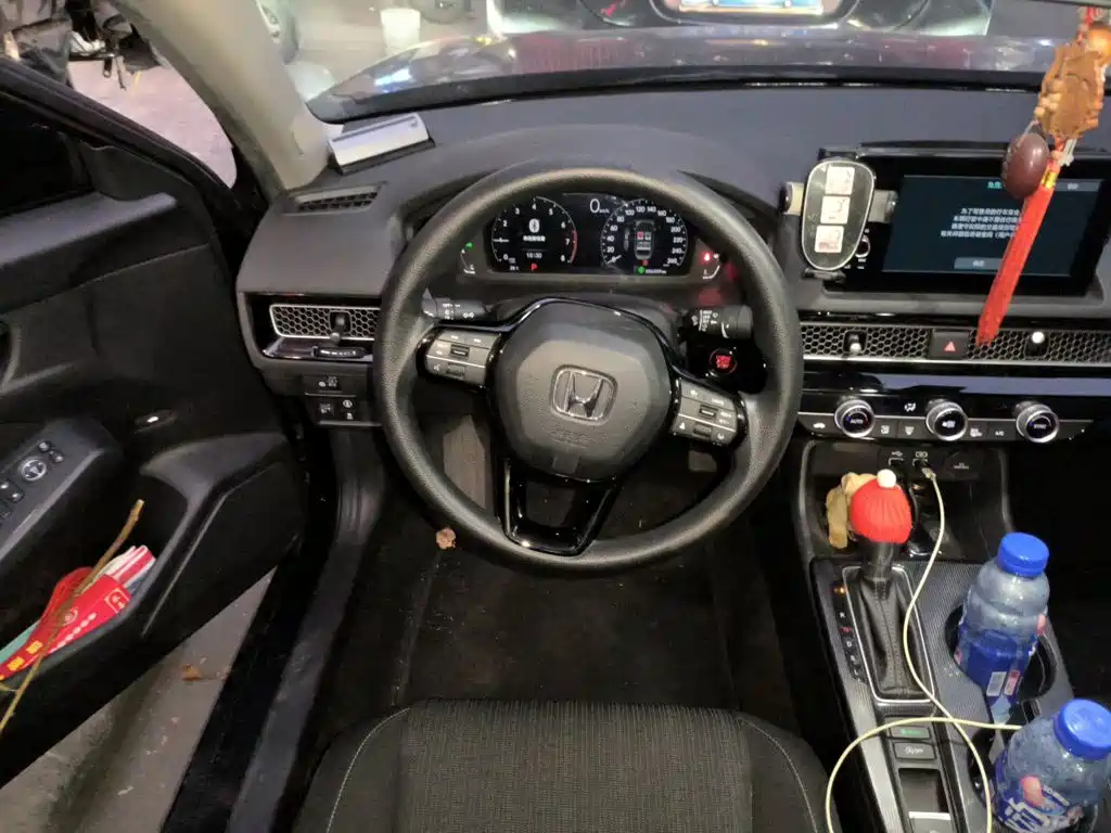 Honda Civic — миниатюра 7