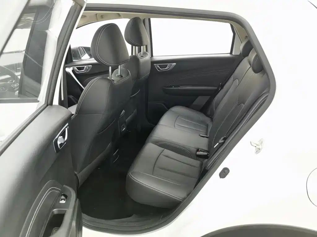 Geely Vision X3 — миниатюра 15