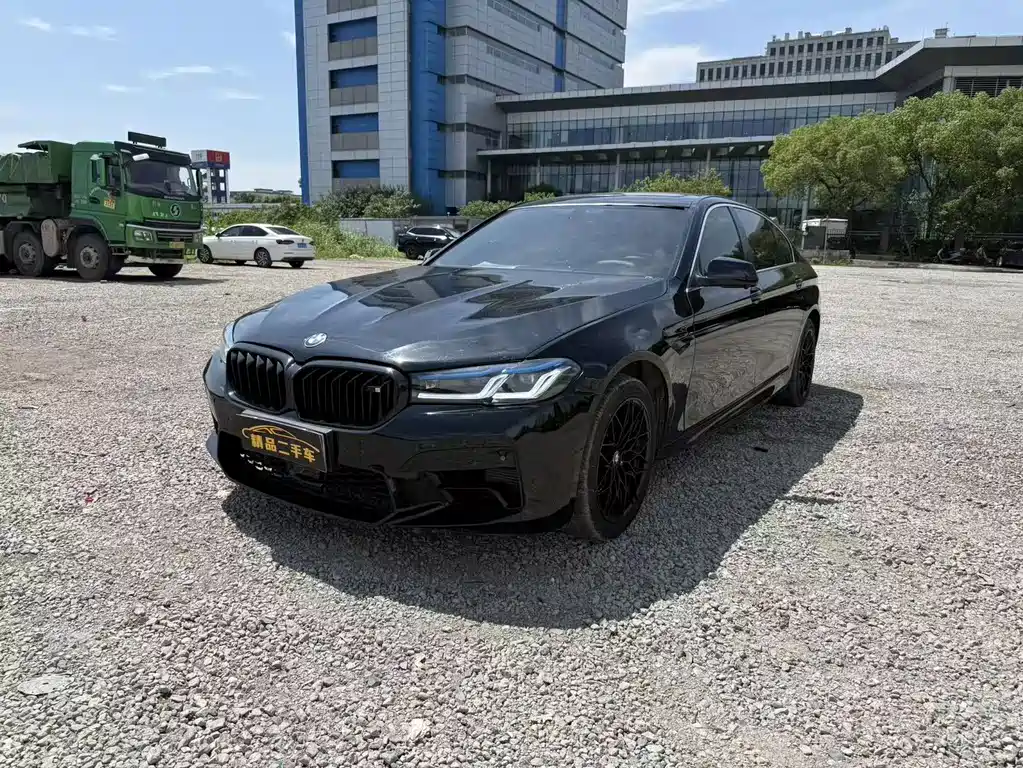 BMW 5 Series — миниатюра 3