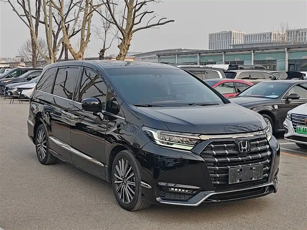 Honda Elysion 2023