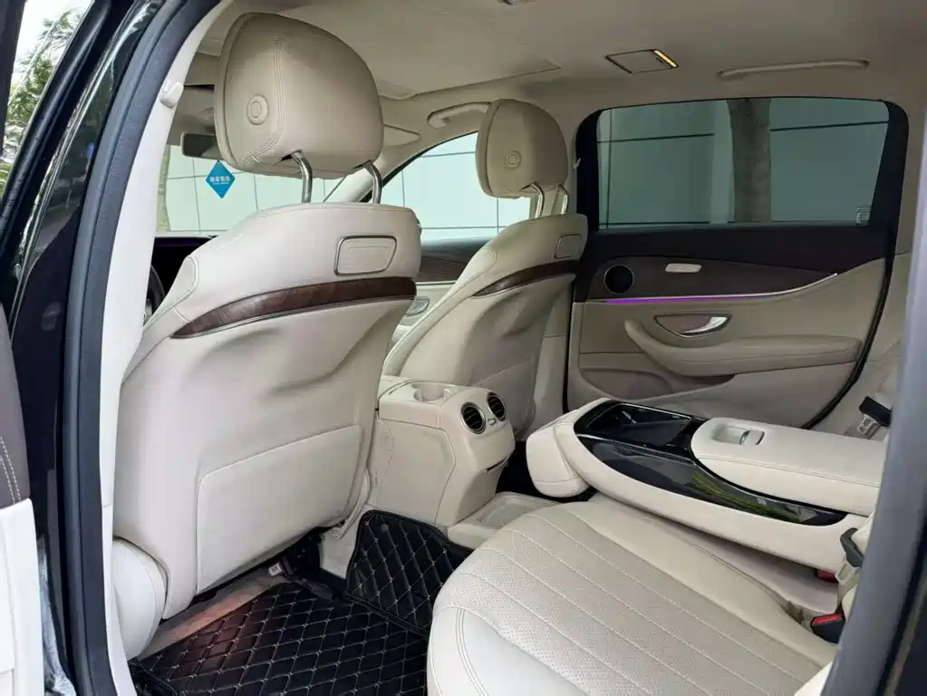 Mercedes-Benz E-Class E 2018 E 300 L Fashion