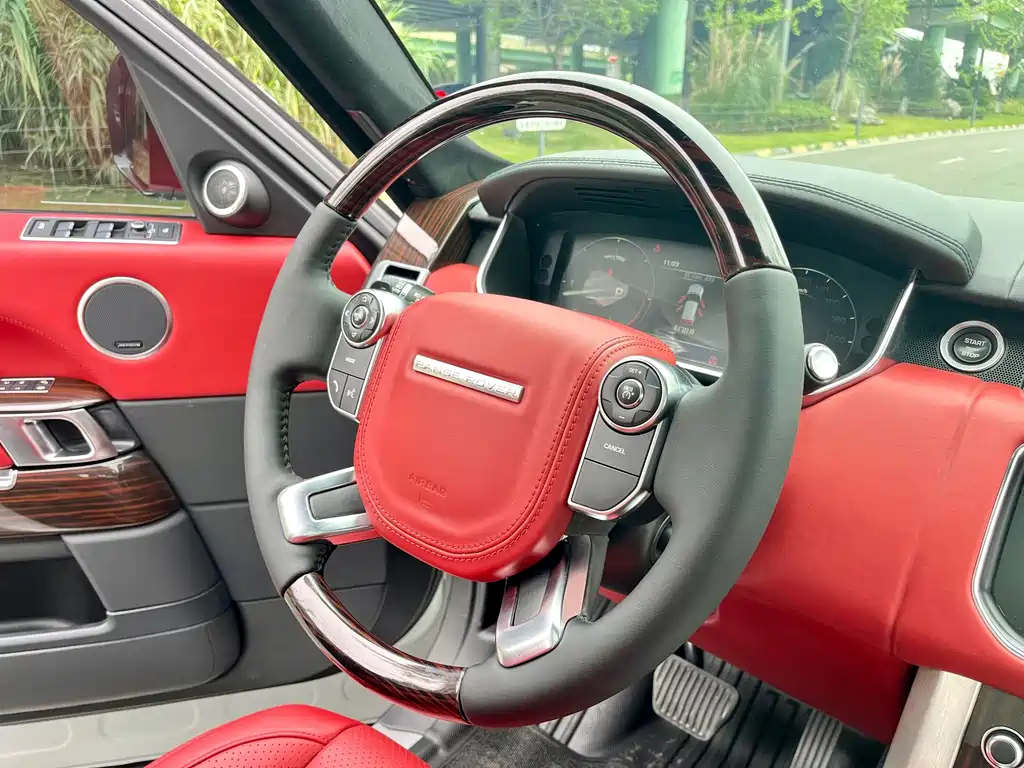 Land Rover Range Rover 3.0 SC V6 Vogue, фото 14