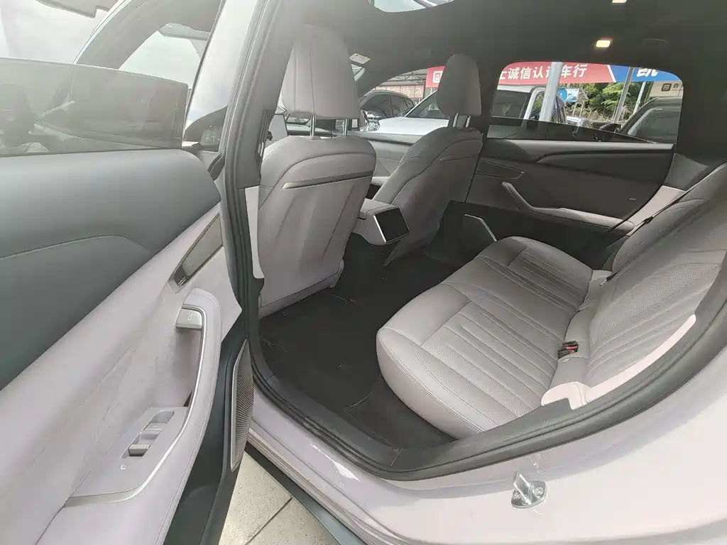 Onvo L60 2024 60kWh